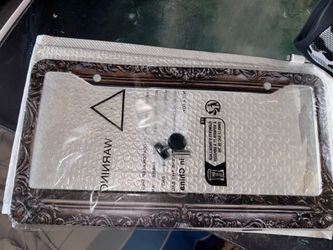 License plate frame
