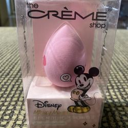 The Crème Shop Disney Mickey Mouse Blending Sponge 