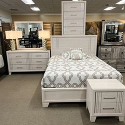 King Bedrom Set For SALE 