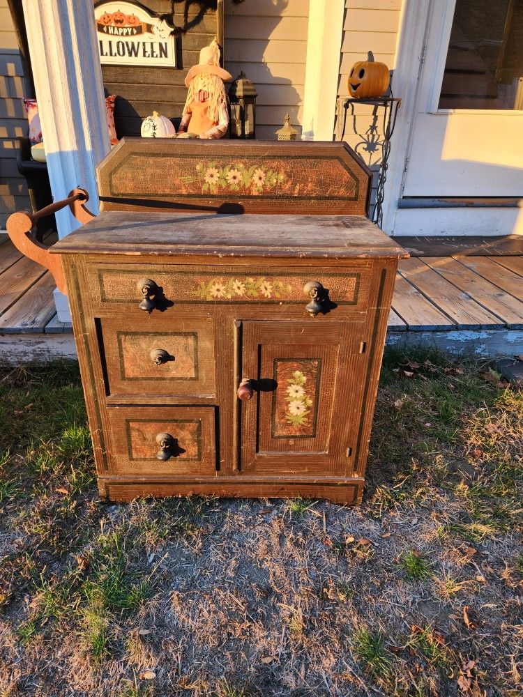 Antique Wash Cabinet With Side Towel Rack
