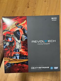 Revoltech deathstroke