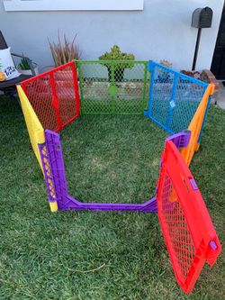 Kids Gated Play Yard