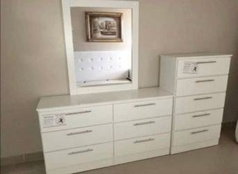 Dresser Whit Mirror And Chest  - Cómoda Con Espejo Y Gavetero
