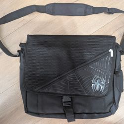 Brand New Disney Dropbox Spider-man Messenger Bag