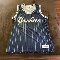 Yankees sales basketball jersey