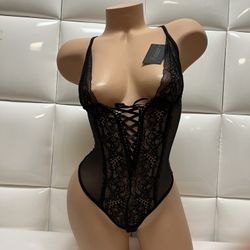 One Piece Bodysuit Lingerie By Fredericks - Black Color-brand New $30- Nuevo 
