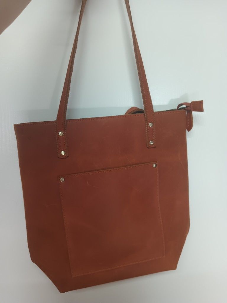 Women's vintage genuine Leather tote Bag- Never used