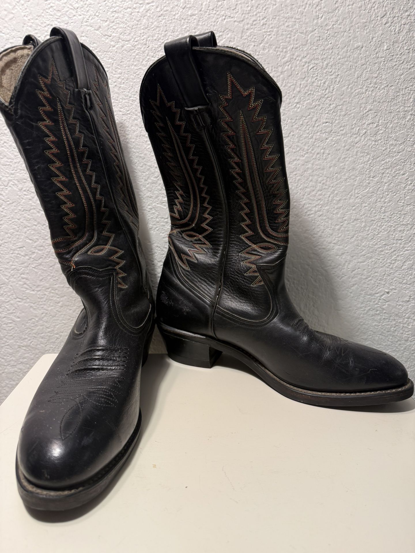 Black Cowboy Boots