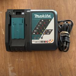 Makita Battery Charger 