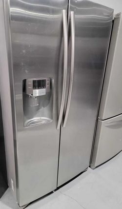 Samsung Side-by-Side Stainless Steel Refrigerator Fridge
