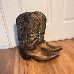 Vintage FRYE brown/bronze genuine leather studded western boots
