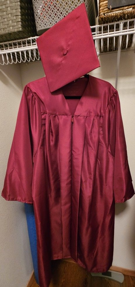 Graduation Gown And Cap Cascade High School