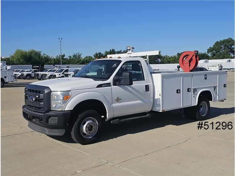 2015 Ford F-350 Chassis