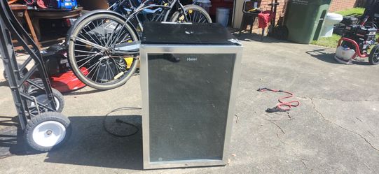Haier Mini Fridge with Glass Door