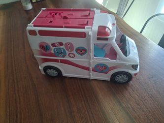Barbie Medical Van