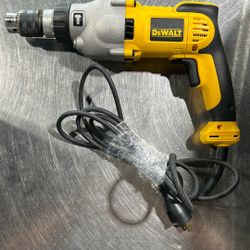 Dewalt VSR Hammer drill 
