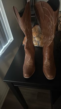 Cowgirl boots with heels