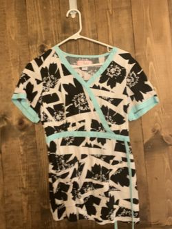 Koi Medium Scrub Top