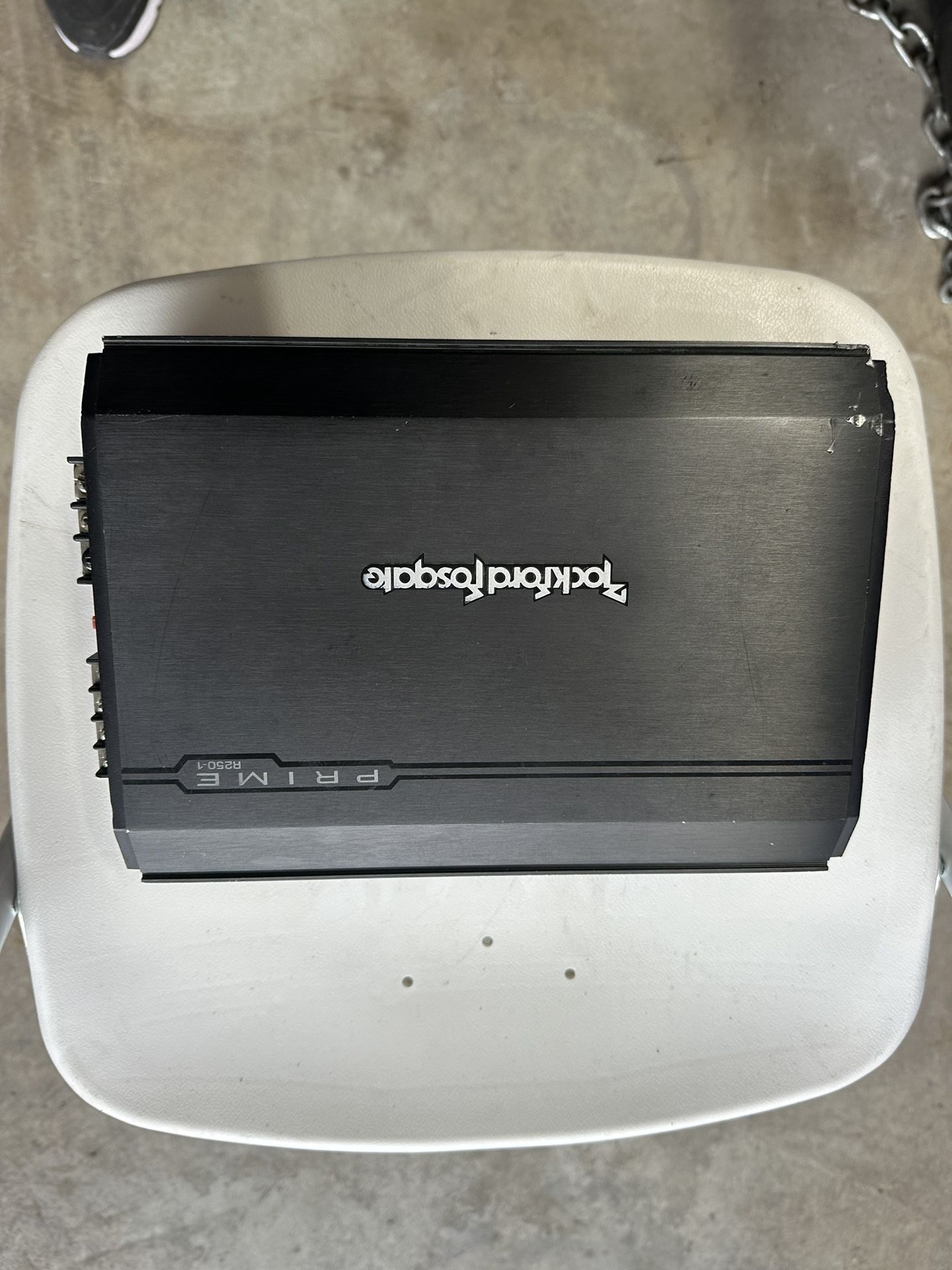 Rockford Fosgate Amp