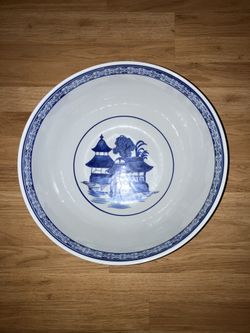Blue and white Canton style Porcelain Bowl