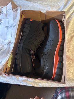 Work shoes