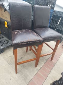 2 Bar Stools