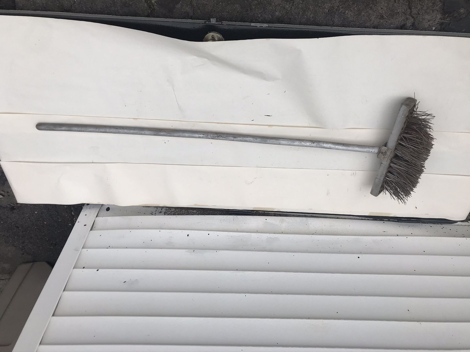 Hard bristle broom great for gravel or dirt drive way outside heavy duty use