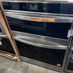 New Whirlpool Electric Smart Wall Oven With Built-In Microwave And Screen In Stainless