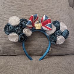 Blue & White Tea Rose Mouse Ears