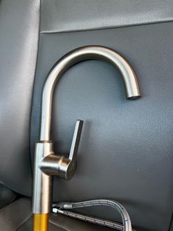 Kitchen faucet