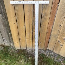 Drywall, T-square porch pick up Orting