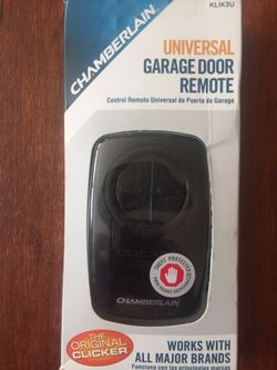 Chamberlain universal remote garage door opener