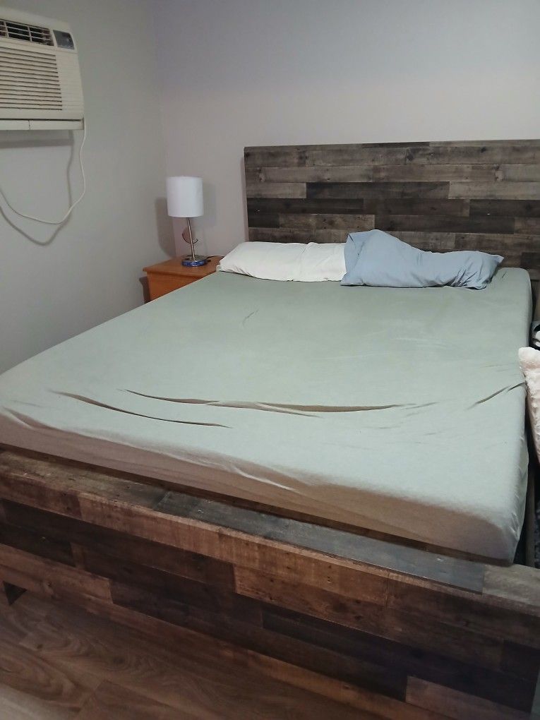Queen Size Bed And Bed Frame