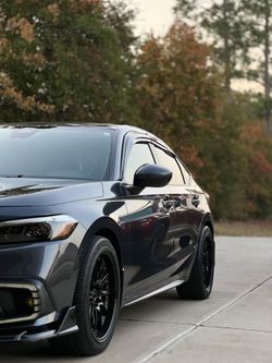 18x8.5 • 5x114.3 • FRONT +35 / REAR +35 • AODHAN DS07 GLOSS BLACK WHEELS