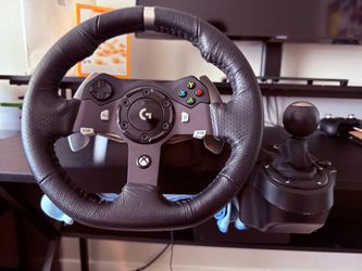 Logitech G920 Racing Wheel with Shifter and pedals