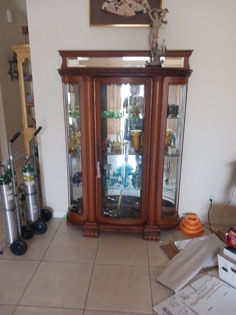 Lighted, Curtis Cabinet