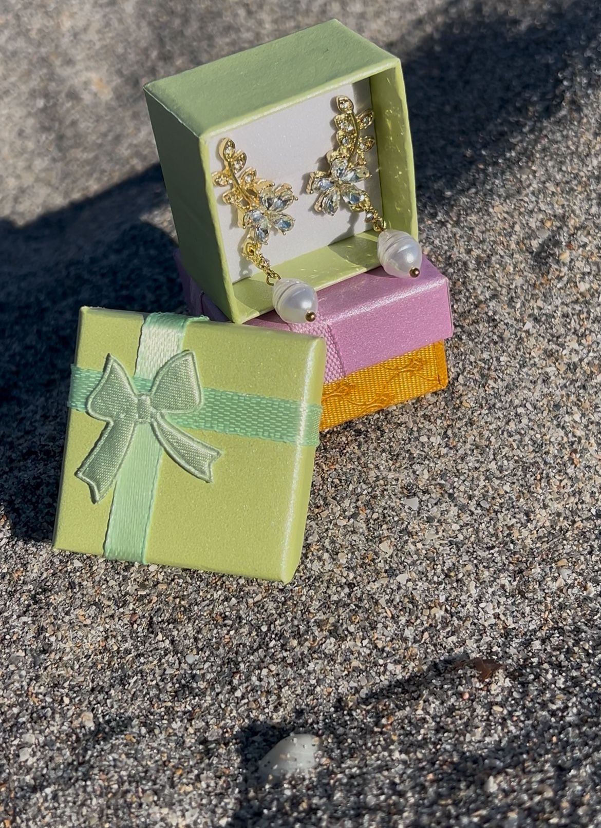Womens Dangling Earrings