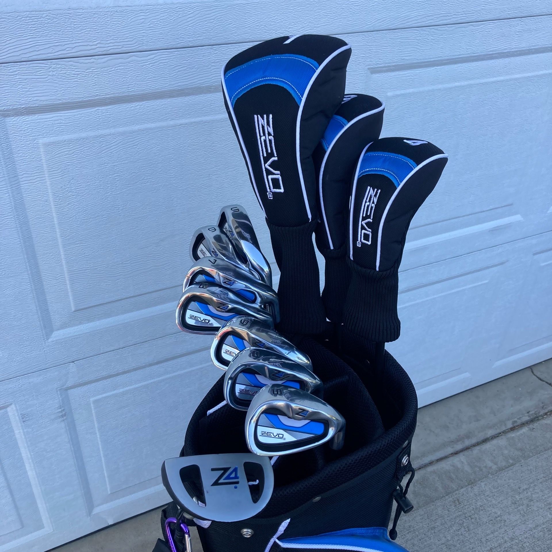 ⛳️🌸 Women’s Golf Clubs and bag!