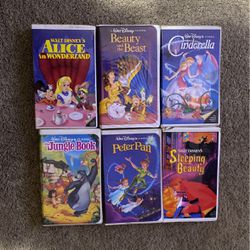 Lot of 5 Black Diamond Disney VHS movies - $100.00