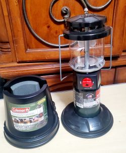 Coleman Duel Mantel Lantern In Like New Condition