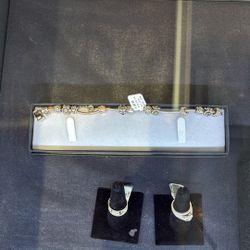 Pandora Bracelet With Charms $199 Or Layaway For $20 Down Payment! Come See Me 