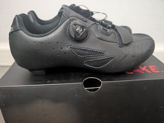 Clipless Shoes