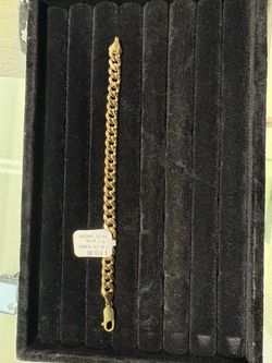 Gold cuban bracelet