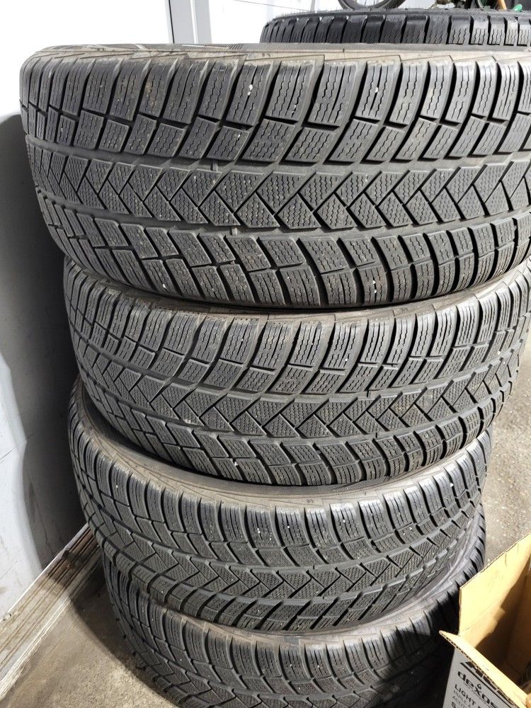 265/50/20 Winter Tires/All Season
