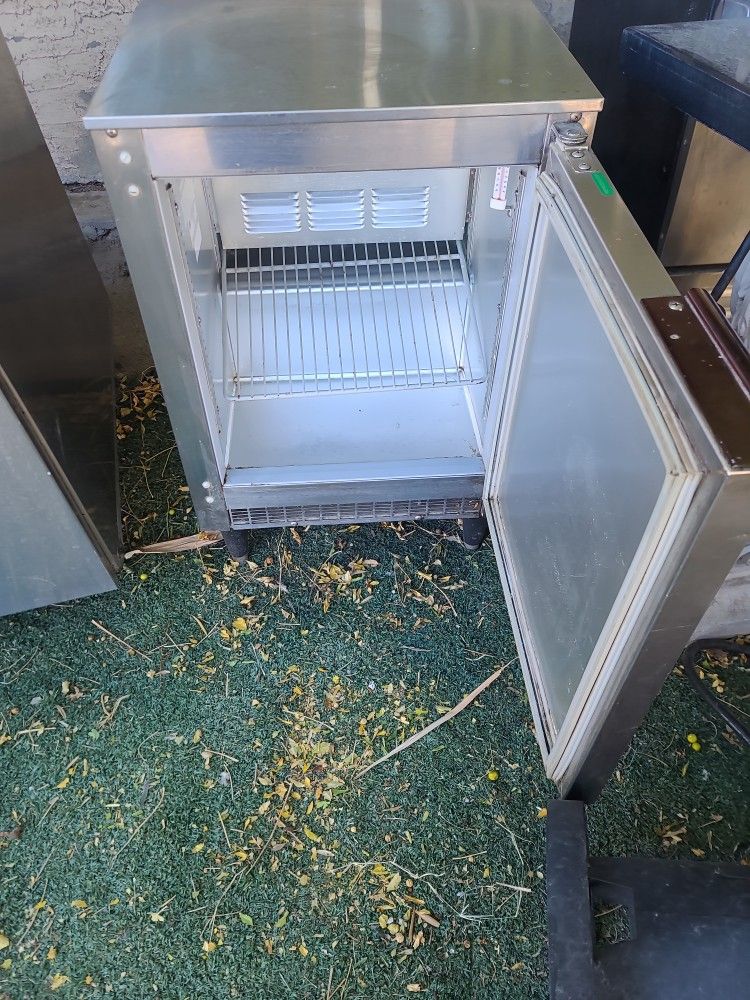 Commercial Beverage Air Refrigerator for Sale in Las Vegas, NV OfferUp
