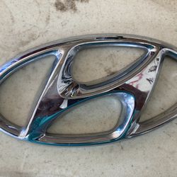 Hyundai OEM Logo 