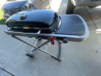 Weber Traveler Portable Gas Grill