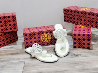 White tory bruch sandals size 8