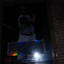 2003 Donruss Signature Series Autograph Vernon Wells