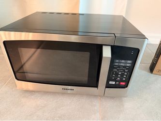 Excellent Condition Toshiba Microwave Oven (Model EM925A5A-SS)